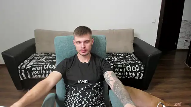 maks wolfis online show from 01/20/25, 07:46