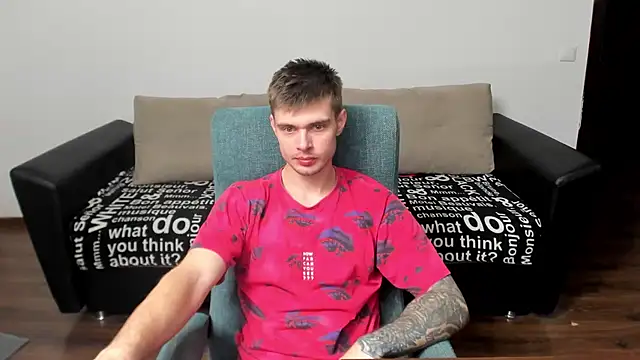 maks wolfis online show from 02/20/25, 03:30