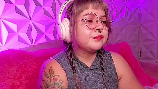 Satyn doll online show from 11/09/25, 10:08