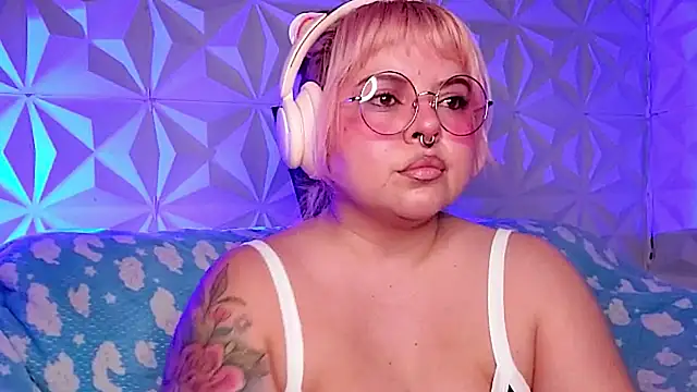 Satyn doll online show from 04/13/26, 11:32