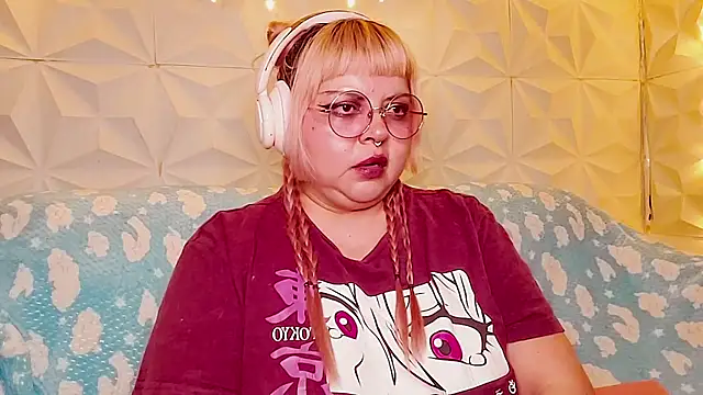 Satyn doll online show from 05/15/26, 11:34