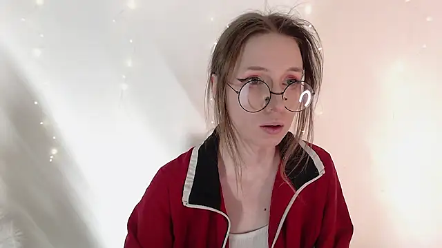  Hanna Moon  online show from 02/12/26, 07:58