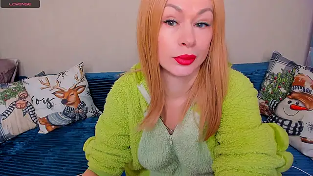 EllenMoore online show from 12/17/25, 03:12