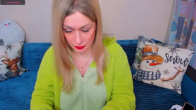 EllenMoore online show from 03/03/26, 03:12