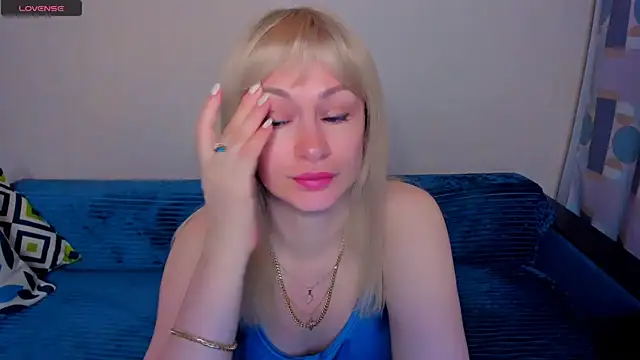 EllenMoore online show from 07/05/26, 03:02