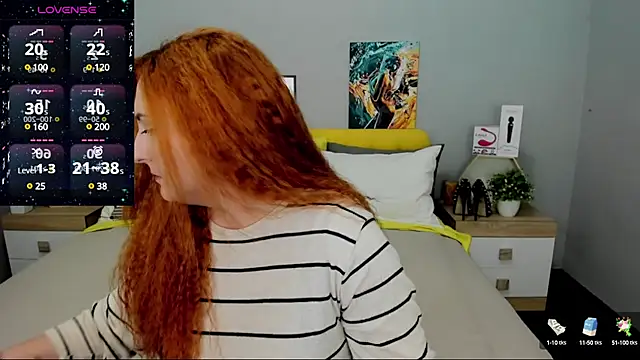 Snapshot of BabeLessi chatting on 01/10/25, 04:30 BabeLessi online show from 01/10/25, 04:30