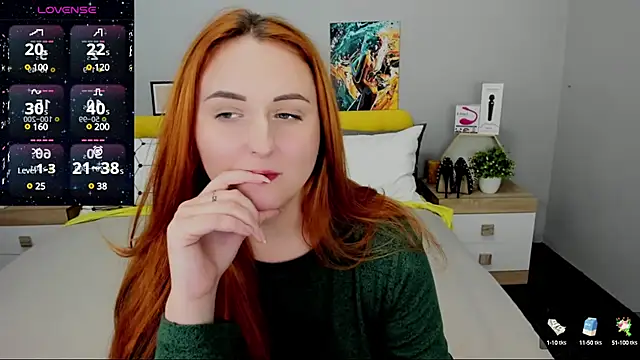 Snapshot of BabeLessi chatting on 01/19/25, 10:39 BabeLessi online show from 01/19/25, 10:39