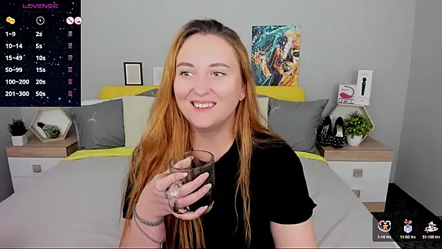 Snapshot of BabeLessi chatting on 09/14/25, 05:34 BabeLessi online show from 09/14/25, 05:34