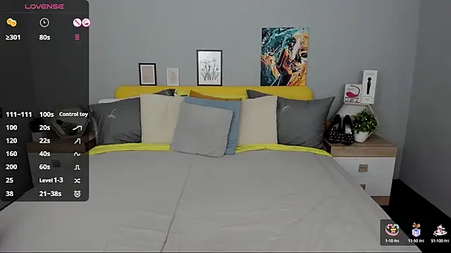 Snapshot of BabeLessi chatting on 09/27/25, 05:29 BabeLessi online show from 09/27/25, 05:29