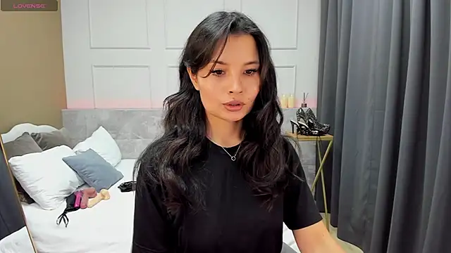 ErikaSoft online show from 12/13/24, 05:49