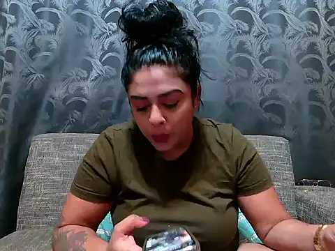 indianishkq7 online show from 01/31/25, 02:28