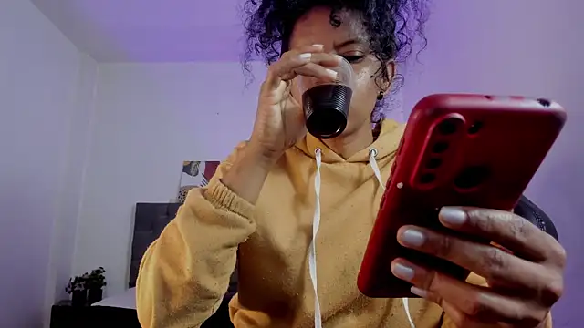 Ellie Alves online show from 11/09/25, 02:26