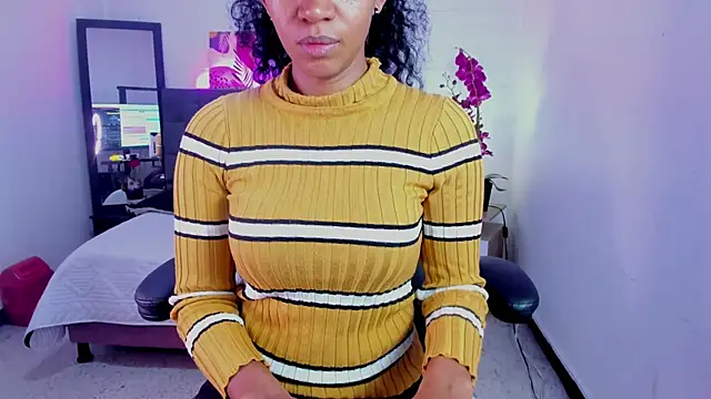 Ellie Alves online show from 12/20/25, 02:46