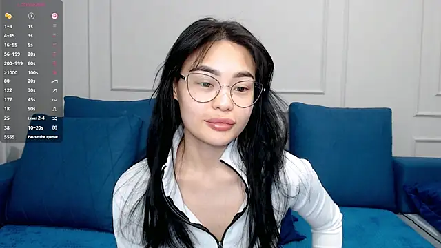 Snapshot of kwana_colada chatting on 03/06/25, 03:13 kwana colada online show from 03/06/25, 03:13