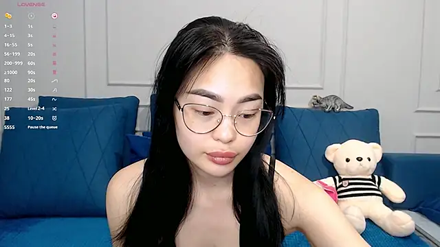 Snapshot of kwana_colada chatting on 03/13/25, 06:01 kwana colada online show from 03/13/25, 06:01