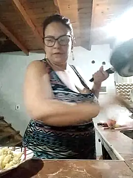 AyantiPonz79 online show from 04/12/26, 09:42