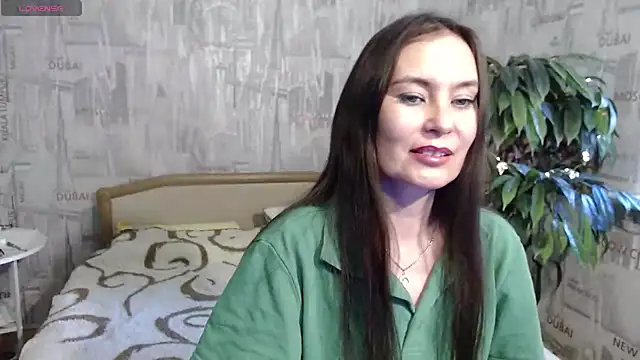 Snapshot of GinaQSoul chatting on 06/18/26, 12:20 GinaQSoul online show from 06/18/26, 12:20