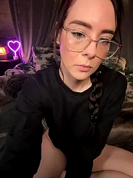 Snapshot of Carmen_Monroe chatting on 12/16/25, 07:08 Carmen Monroe online show from 12/16/25, 07:08