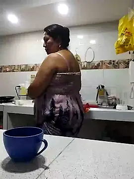 Snapshot of Brenda_Berck_ chatting on 02/13/25, 11:06 Brenda Berck online show from 02/13/25, 11:06