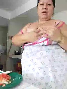 Snapshot of Brenda_Berck_ chatting on 02/13/25, 05:11 Brenda Berck online show from 02/13/25, 05:11