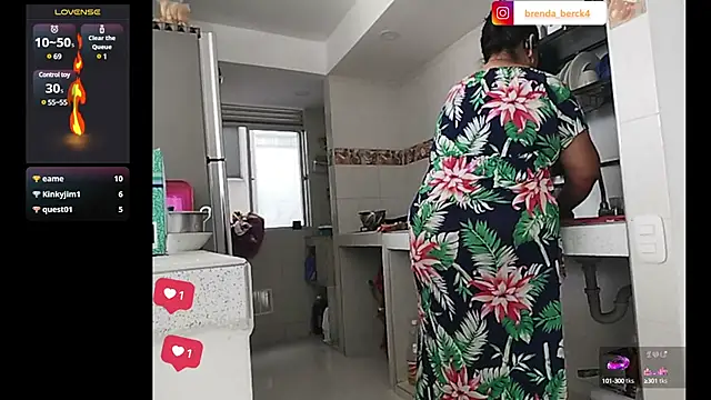 Snapshot of Brenda_Berck_ chatting on 02/26/25, 03:19 Brenda Berck online show from 02/26/25, 03:19