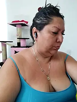 Snapshot of Brenda_Berck_ chatting on 02/26/25, 06:54 Brenda Berck online show from 02/26/25, 06:54
