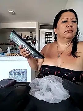 Brenda Berck  online show from 04/12/26, 12:32