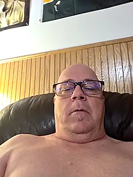 horny4you1 online show from 11/20/25, 01:00