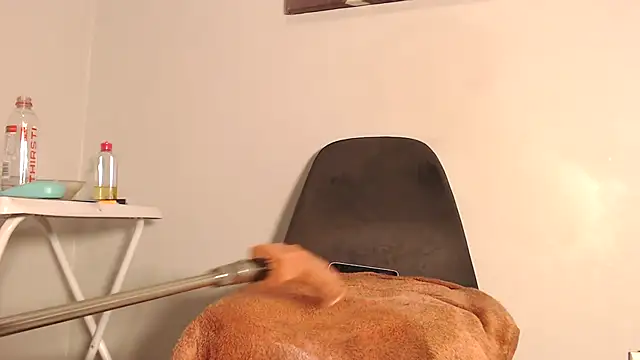 Snapshot of SEXaddictCANDY10 chatting on 02/14/25, 01:34 SEXaddictCANDY10 online show from 02/14/25, 01:34