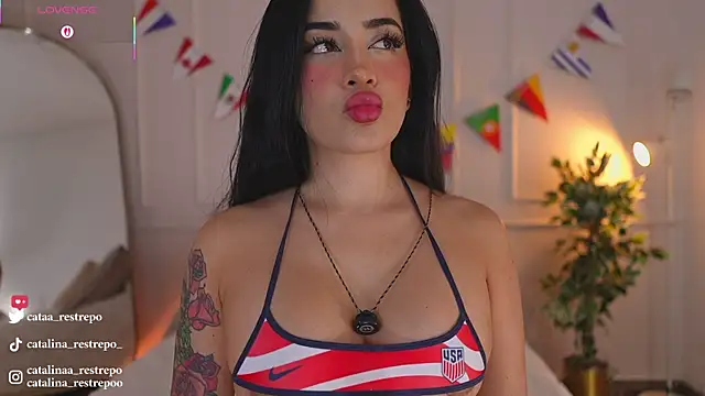 Snapshot of CATALINA_RESTREPO chatting on 06/21/26, 02:14 CATALINA RESTREPO online show from 06/21/26, 02:14