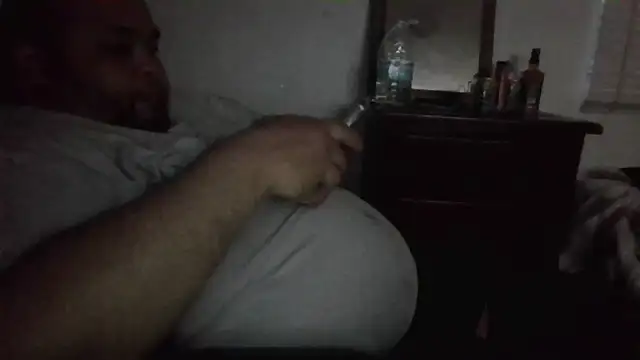 Snapshot of Pantychubs69 chatting on 09/27/25, 01:43 Pantychubs69 online show from 09/27/25, 01:43