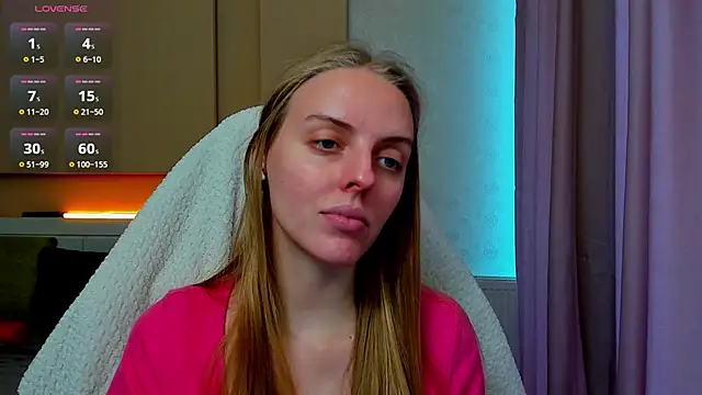 Snapshot of Jam_cream chatting on 11/28/25, 01:03 Jam cream online show from 11/28/25, 01:03