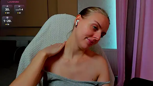 Snapshot of Jam_cream chatting on 11/29/25, 10:07 Jam cream online show from 11/29/25, 10:07