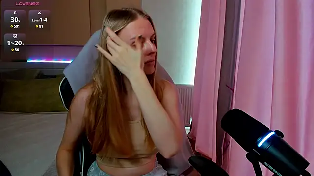 Snapshot of Jam_cream chatting on 01/16/26, 08:18 Jam cream online show from 01/16/26, 08:18