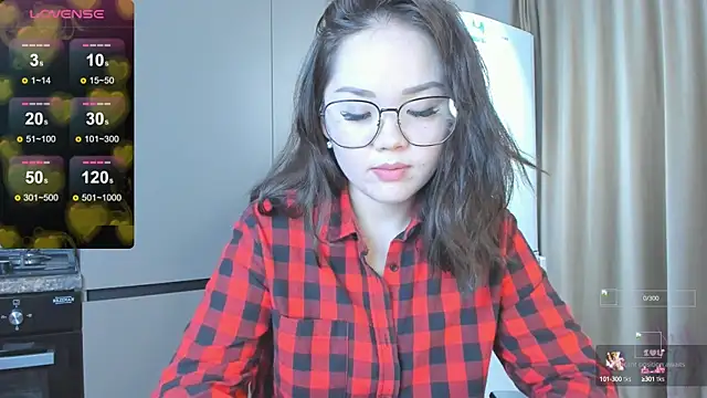 Snapshot of azure_moon2 chatting on 09/19/25, 08:31 azure moon2 online show from 09/19/25, 08:31