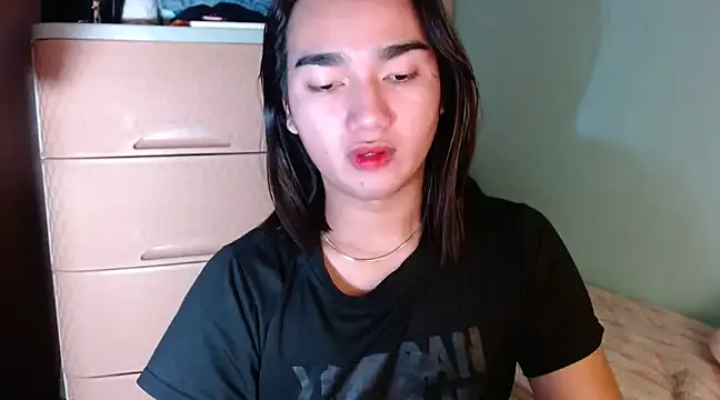 Snapshot of CasandraDiaz chatting on 01/21/25, 03:48 CasandraDiaz online show from 01/21/25, 03:48