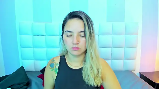 teresasroom  online show from 02/24/25, 02:15