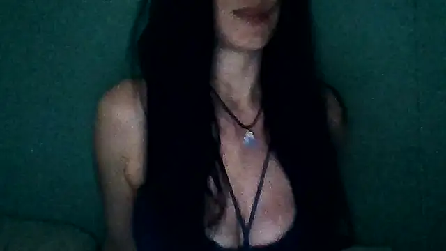 chicacastilla online show from 04/17/26, 07:44