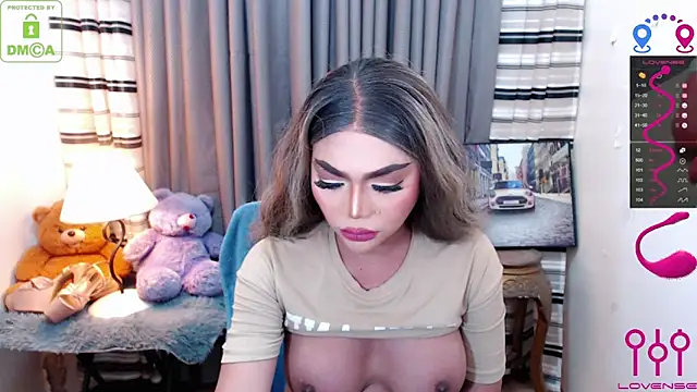 Snapshot of Fantacyoflove chatting on 11/24/25, 10:53 Fantacyoflove online show from 11/24/25, 10:53