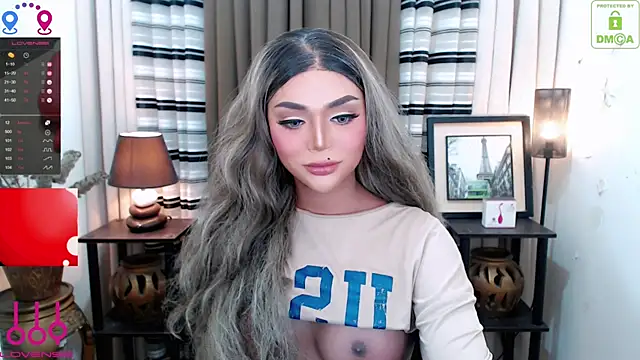 Snapshot of Fantacyoflove chatting on 12/16/25, 10:59 Fantacyoflove online show from 12/16/25, 10:59