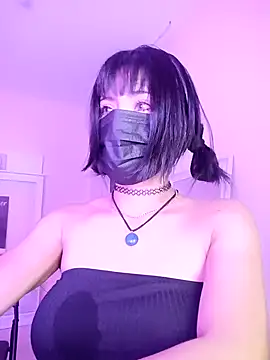 Latin summer online show from 12/19/24, 12:45