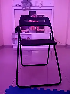 Latin summer online show from 12/24/24, 02:10