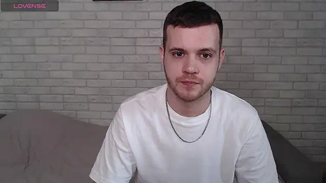 Snapshot of Alexxx_horny chatting on 05/18/26, 09:26 Alexxx horny online show from 05/18/26, 09:26