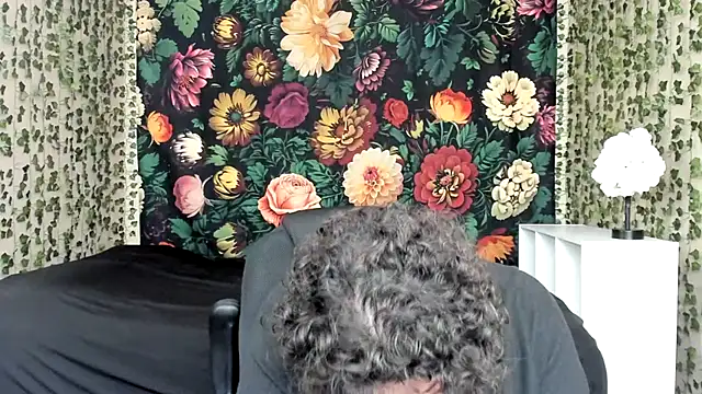 Snapshot of Exotic-Melons chatting on 03/14/26, 07:41 Exotic-Melons online show from 03/14/26, 07:41