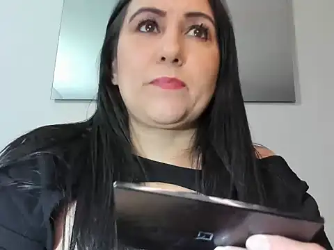 Snapshot of foxy-porn1 chatting on 12/01/25, 08:14 foxy-porn1 online show from 12/01/25, 08:14