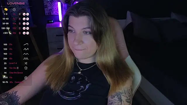 Snapshot of Fairy__Sofia chatting on 12/02/24, 08:19 Fairy Sofia online show from 12/02/24, 08:19