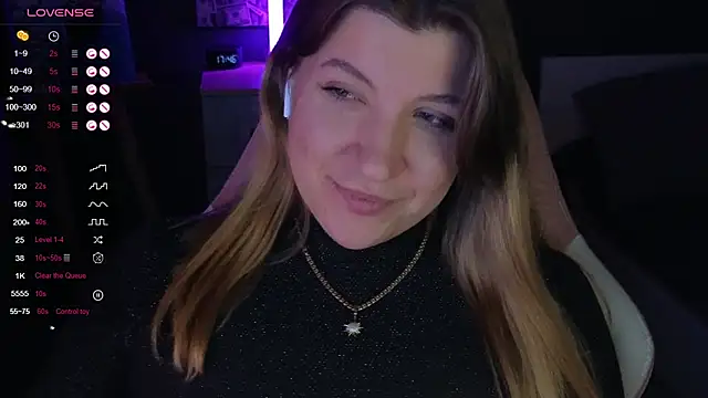 Snapshot of Fairy__Sofia chatting on 12/04/24, 02:48 Fairy Sofia online show from 12/04/24, 02:48