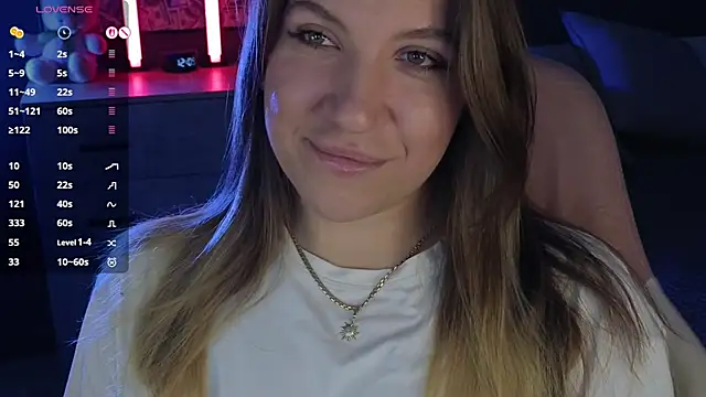 Snapshot of Fairy__Sofia chatting on 10/20/25, 09:10 Fairy Sofia online show from 10/20/25, 09:10