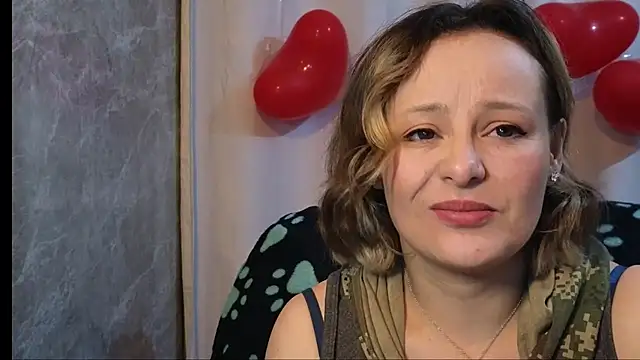 Snapshot of dagny-jo chatting on 02/22/25, 03:34 dagny-jo online show from 02/22/25, 03:34