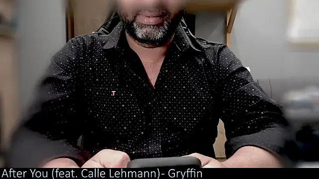  x rated  online show from 04/04/26, 01:59